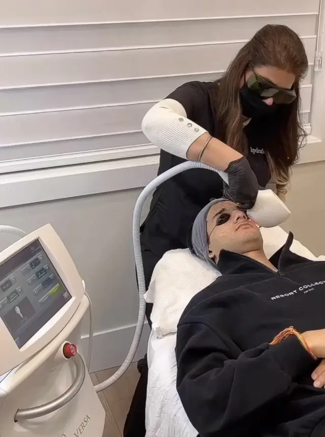 Hair Blanching at Skinholic Aesthetics & Laser, in the treatment room