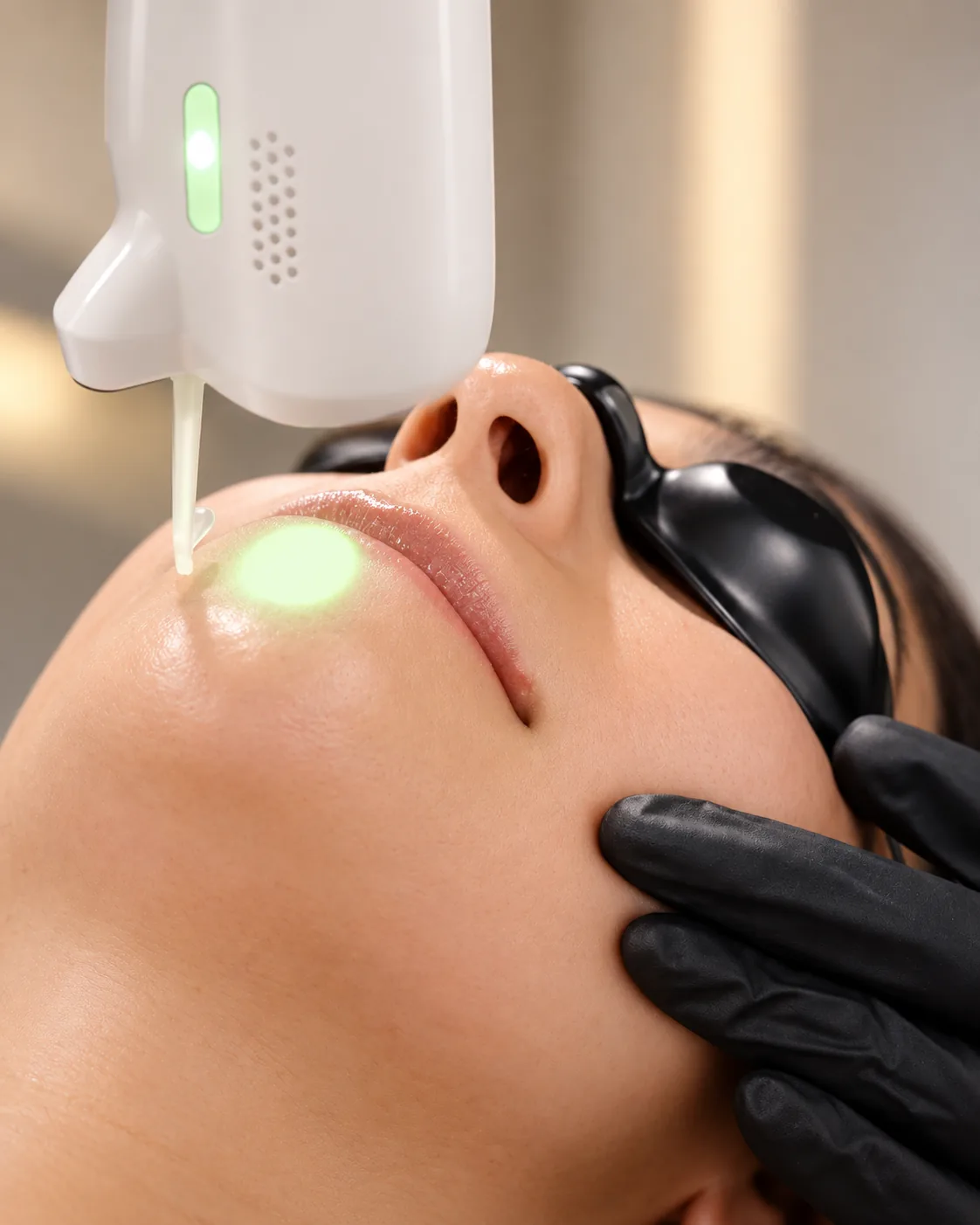 Titanium Face Lift at Skinholic Aesthetics & Laser, overview