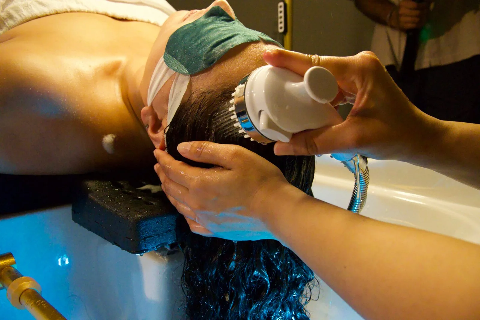 Japanese Head Spa at Skinholic Aesthetics & Laser, in the treatment room